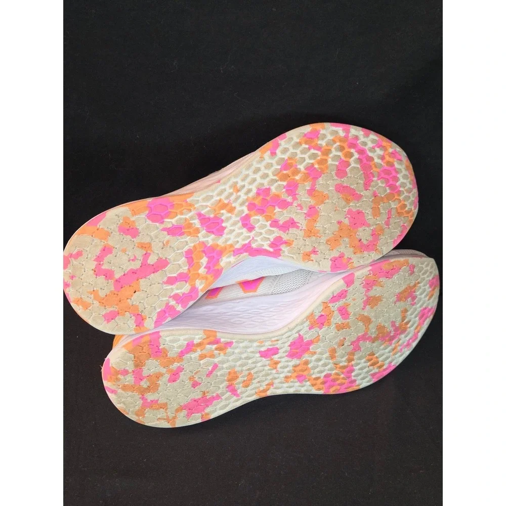 New Balance Fresh Foam Roav Men's Size 6 White Orange Pink Running Shoes GEROVNV